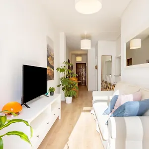 https://precioso-apartamento-renovado-en-candelaria.in-canary-islands.com